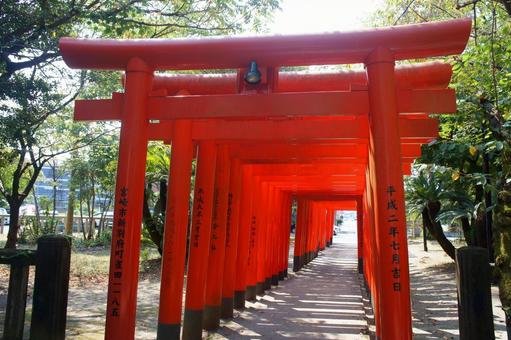 ⛩️ 한잎 이나리 신사 (히토츠바 이나리 진자) 이미지 4